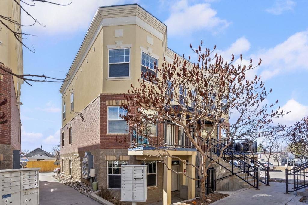 Apartment for rent at 140 E 1st St, Loveland, CO 80537