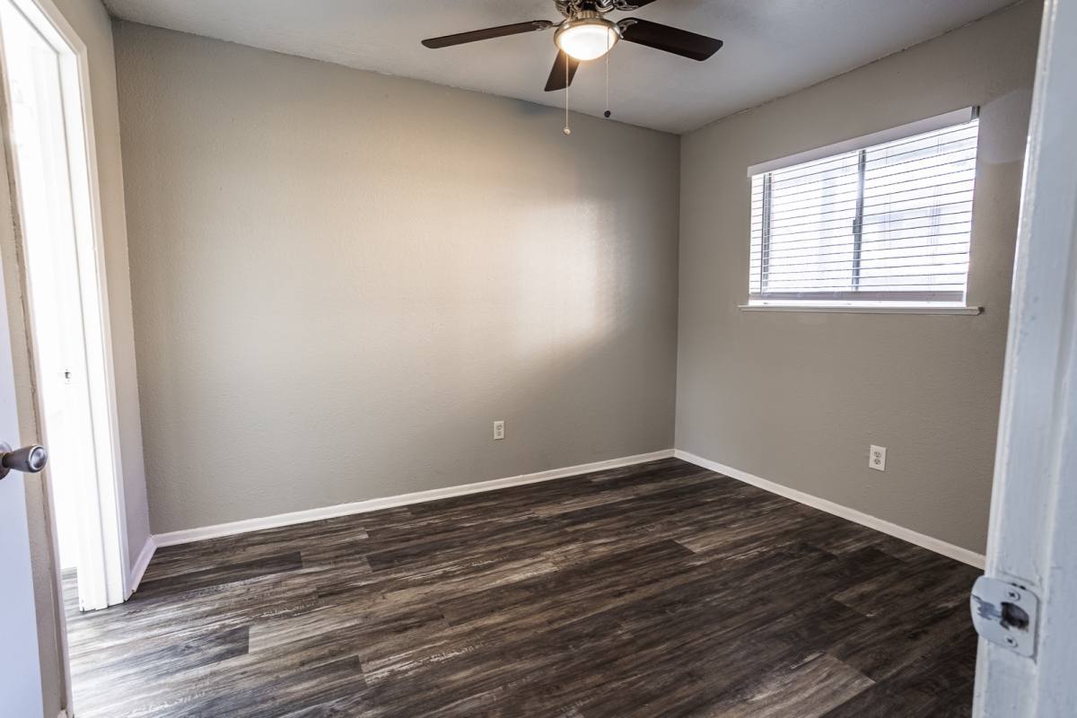 Apartment for rent at 122 Harmon Rd #108, Hurst, TX 76053