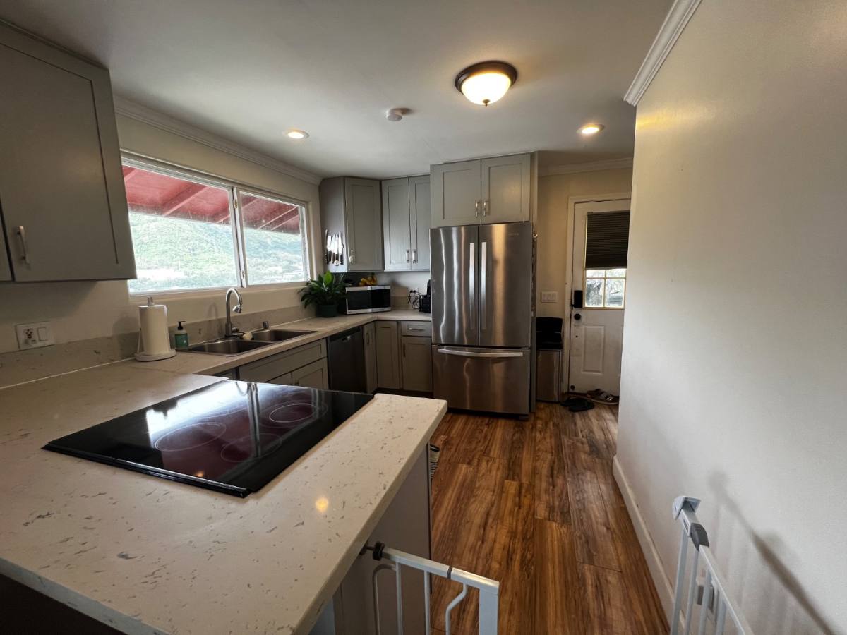 Apartment for rent at 1552 Monte St #A, Honolulu, HI 96819