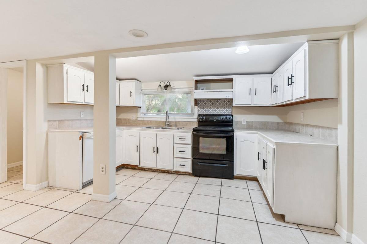 House for rent at 38341 Palm Grove Dr #38341 Grove, Ze, Zephyrhills, FL 33542