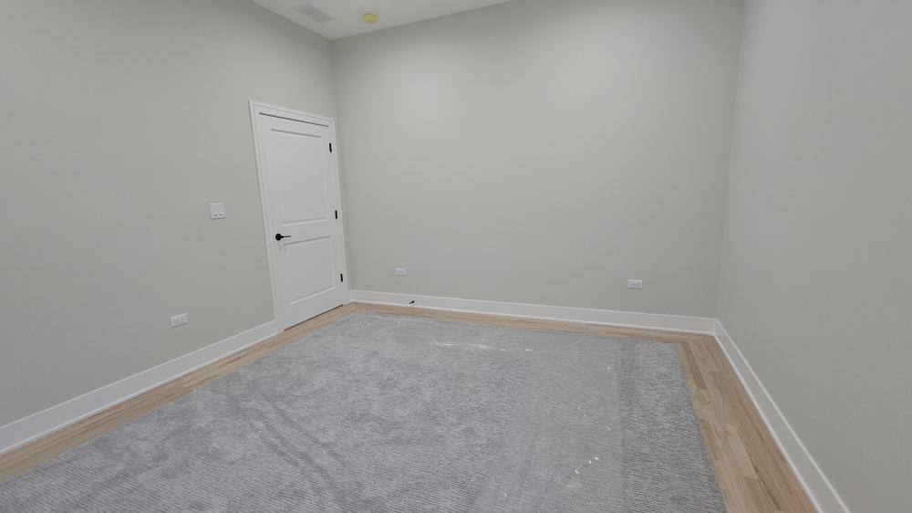 Apartment for rent at 4437 N Broadway St #2R, Chicago, IL 60640
