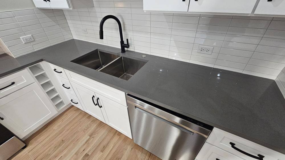 Apartment for rent at 4437 N Broadway St #2R, Chicago, IL 60640