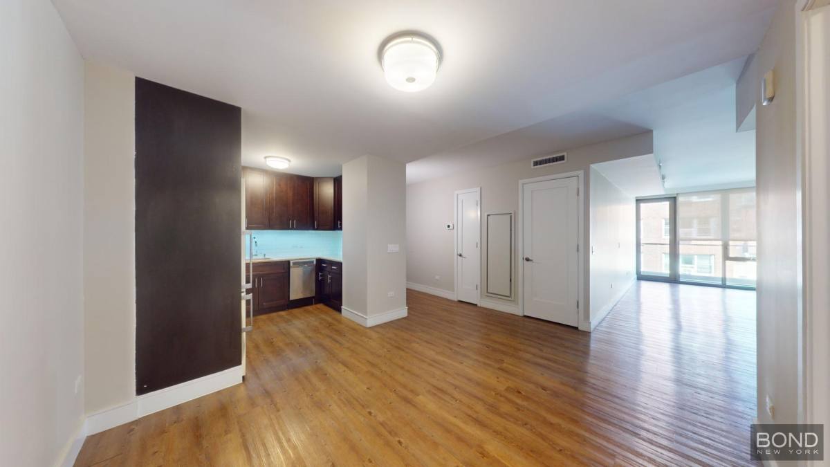Apartment for rent at 237 E 34th St #606, New York, NY 10016