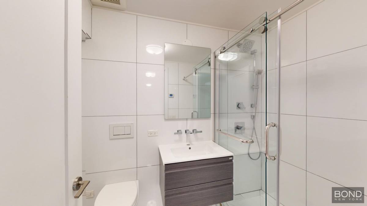 Apartment for rent at 237 E 34th St #606, New York, NY 10016