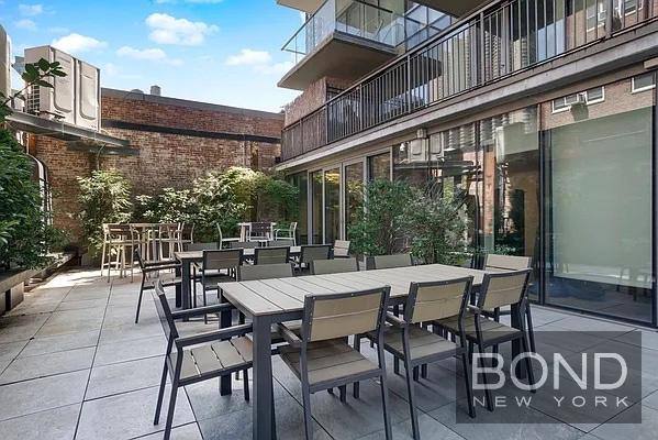 Apartment for rent at 237 E 34th St #606, New York, NY 10016