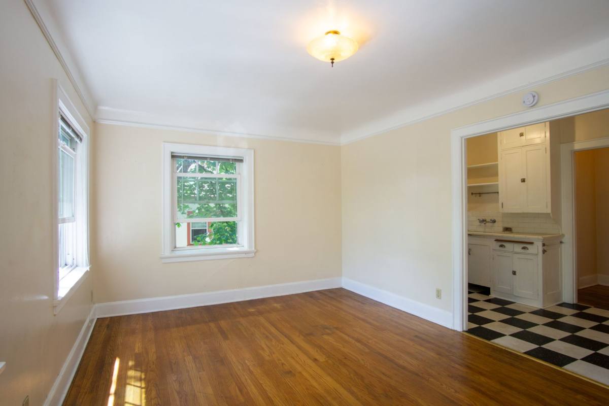 Apartment for rent at 1525 NE 24th Ave, Portland, OR 97232