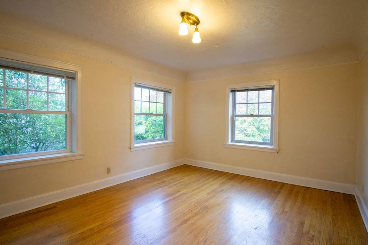 Apartment for rent at 1525 NE 24th Ave, Portland, OR 97232