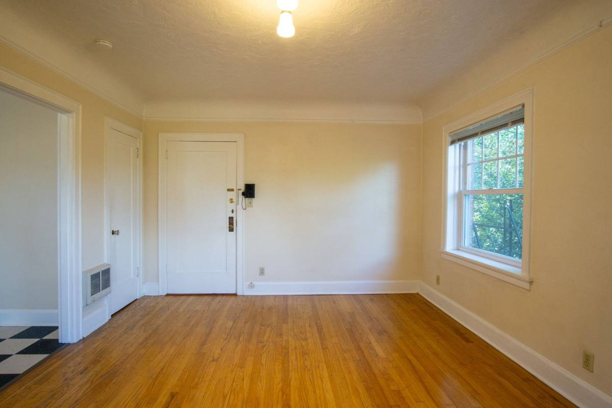 Apartment for rent at 1525 NE 24th Ave, Portland, OR 97232