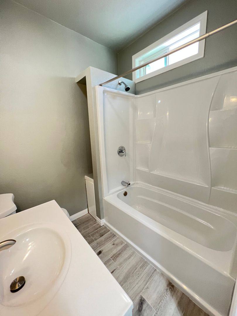 Apartment for rent at 1769-1775 Pacific Ave, Long Beach, CA 90813