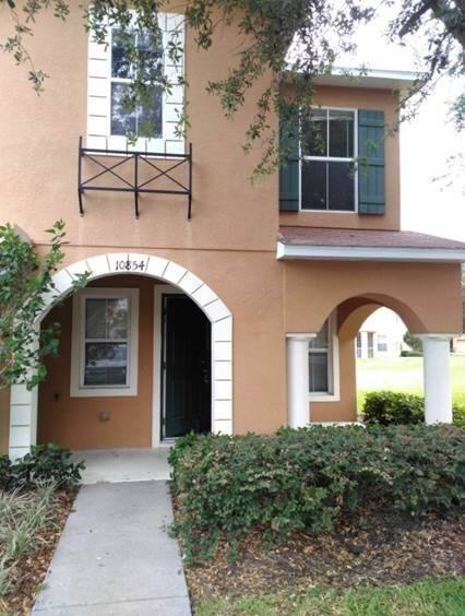 Townhouse for rent at 10854 Lake St Charles Blvd, Riverview, FL 33578