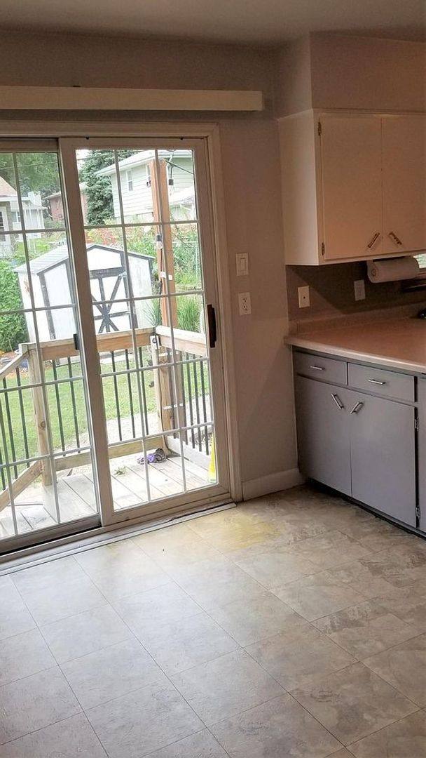 House for rent at 6226 Oak St, Omaha, NE 68106