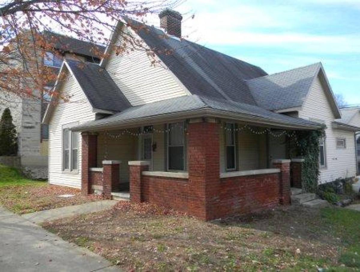 Apartment for rent at 416 S Dunn, Bloomington, IN 47401