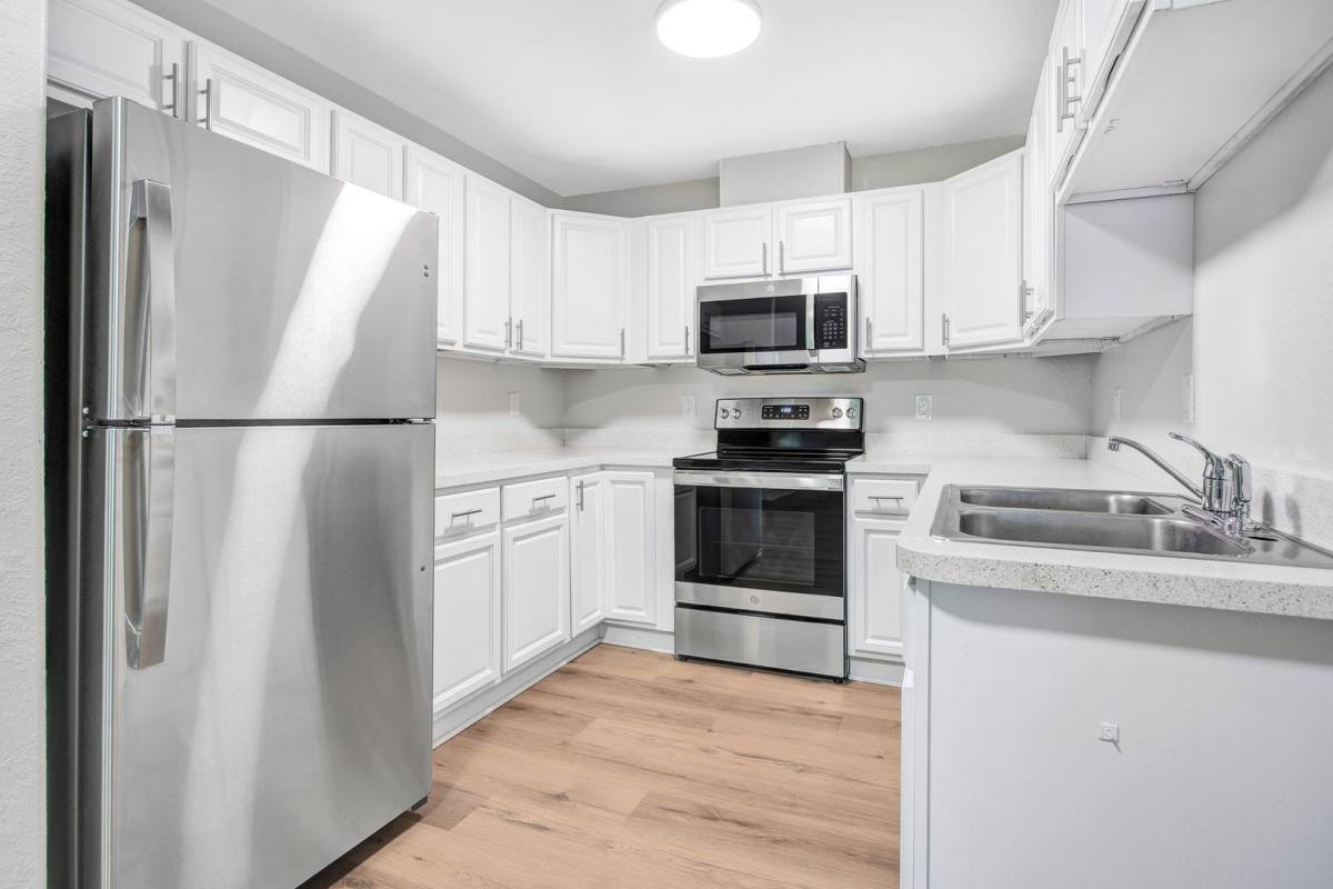 Apartment for rent at 2281 NE 2nd St, Ocala, FL 34470