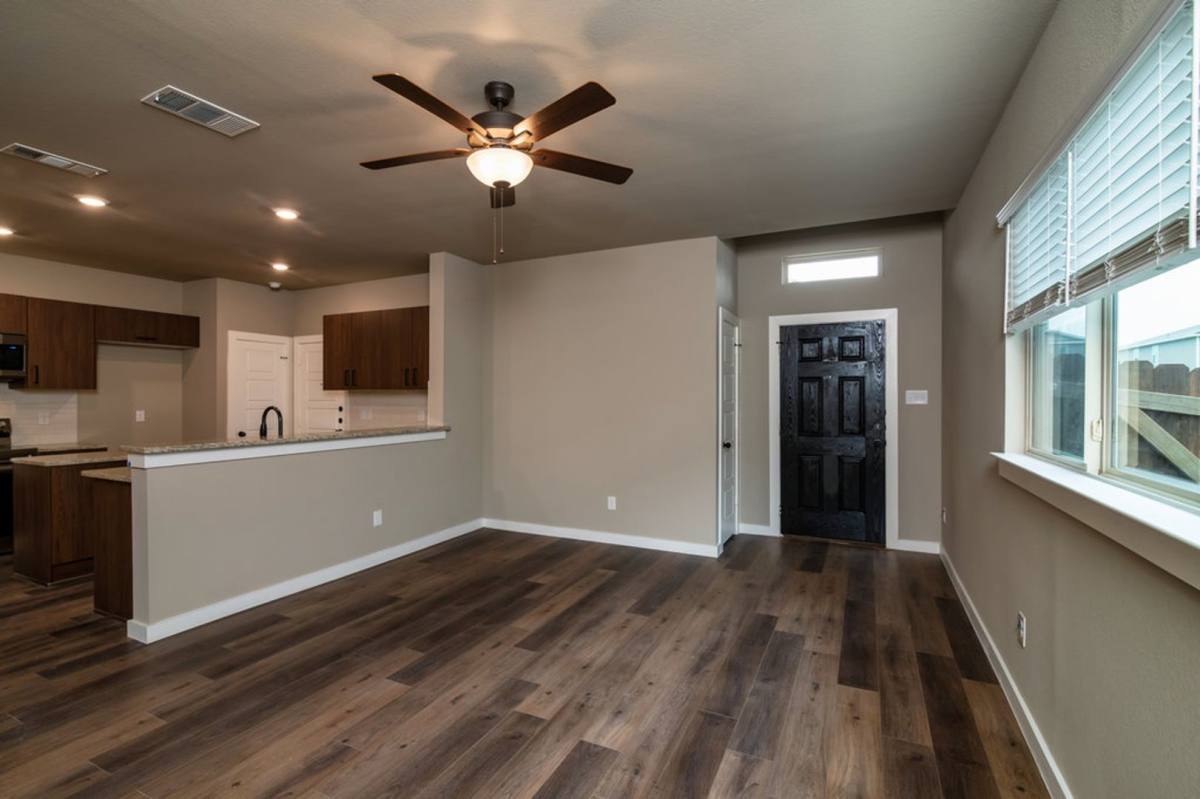 Townhouse for rent at 620 Harvest Moon Dr, Venus, TX 76084