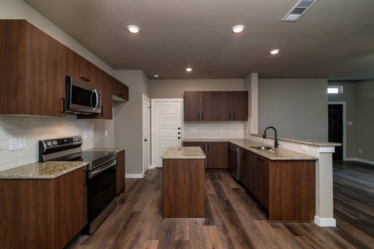 Townhouse for rent at 620 Harvest Moon Dr, Venus, TX 76084