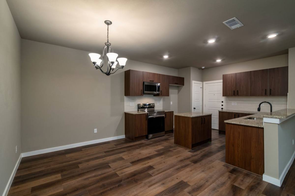 Townhouse for rent at 620 Harvest Moon Dr, Venus, TX 76084