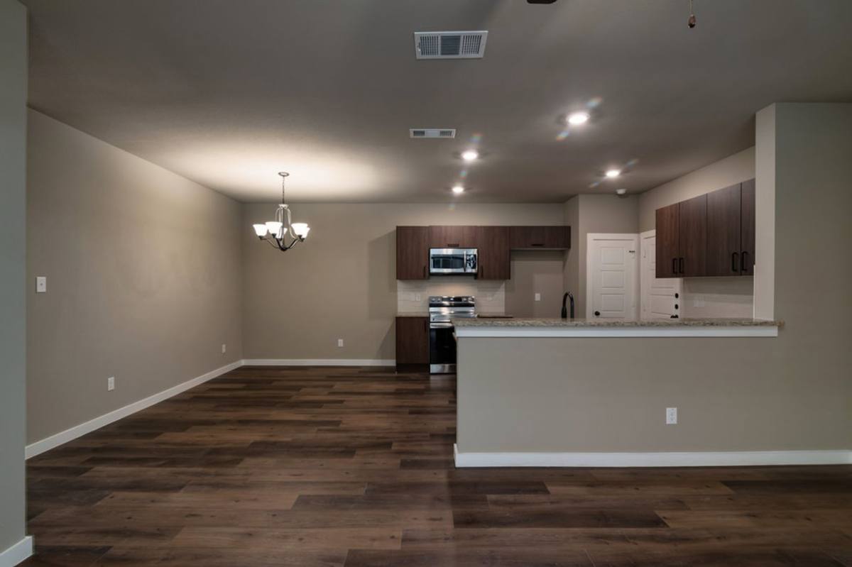 Townhouse for rent at 620 Harvest Moon Dr, Venus, TX 76084