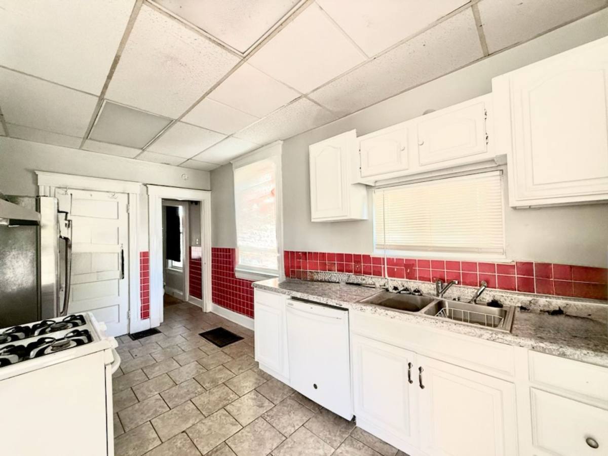 House for rent at 3648 Brooks Ave, Cincinnati, OH 45207