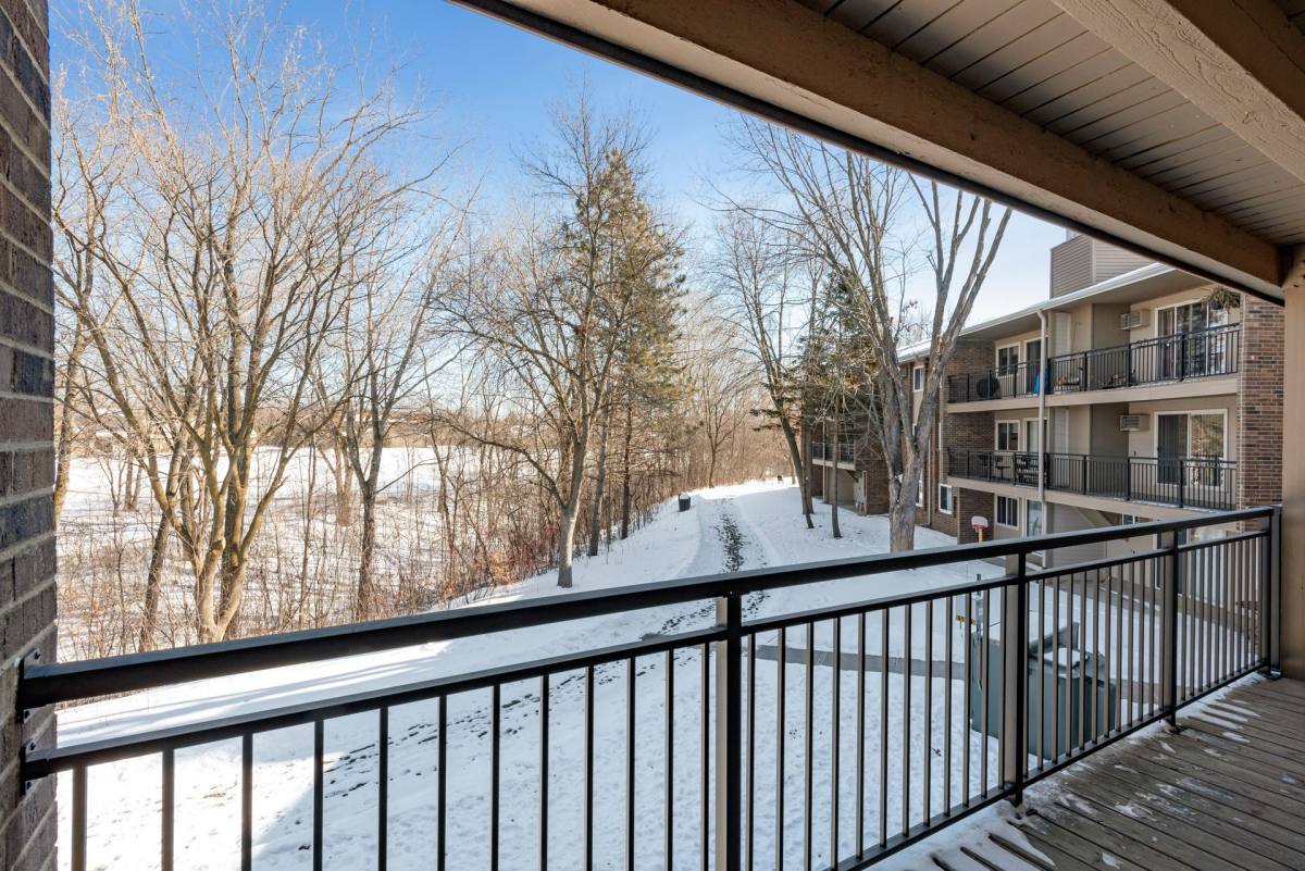 Apartment for rent at 3900 Plymouth Blvd, Minneapolis, MN 55446
