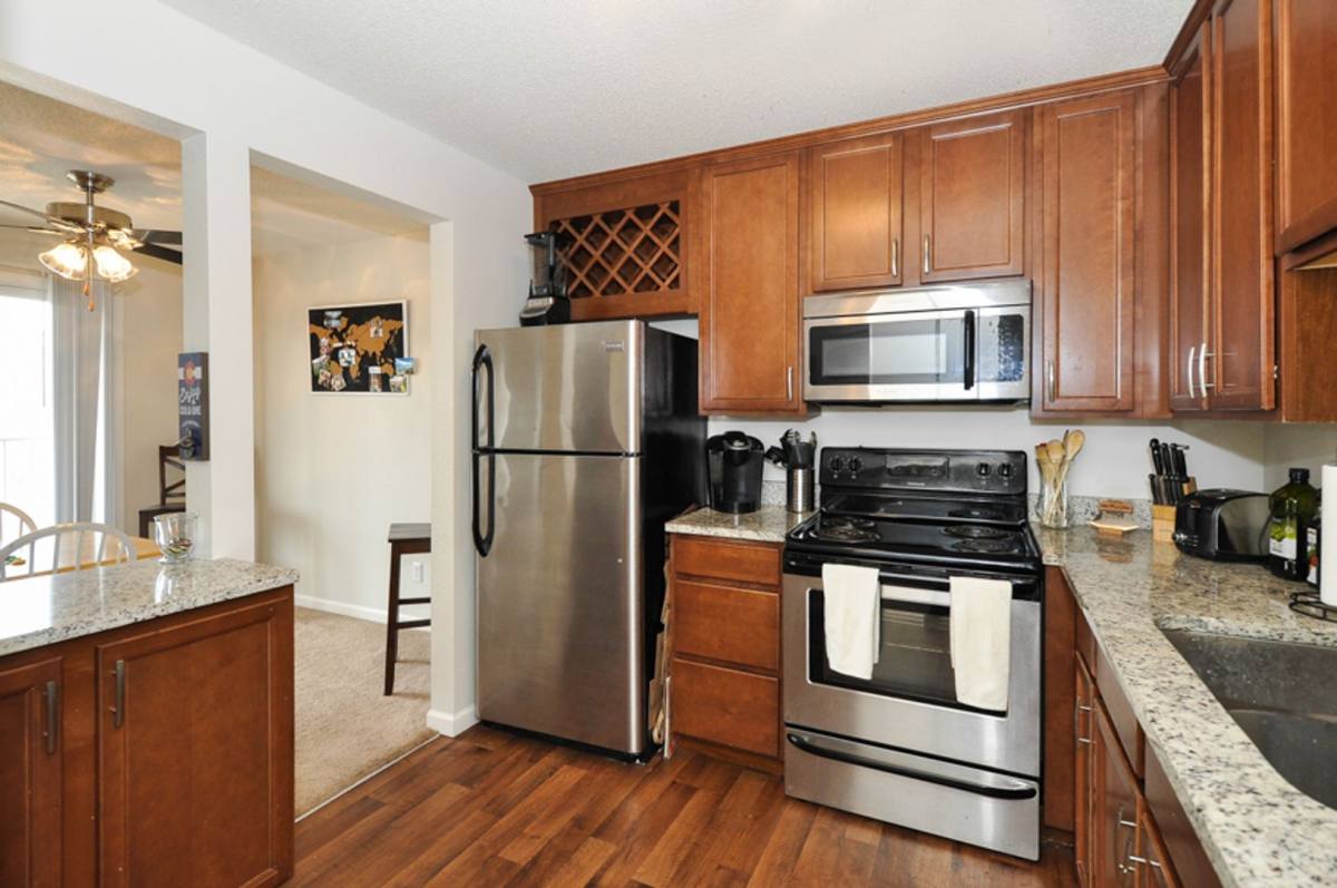 Apartment for rent at 3900 Plymouth Blvd, Minneapolis, MN 55446