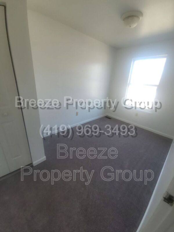 Apartment for rent at 521 Hope St, Lima, OH 45804
