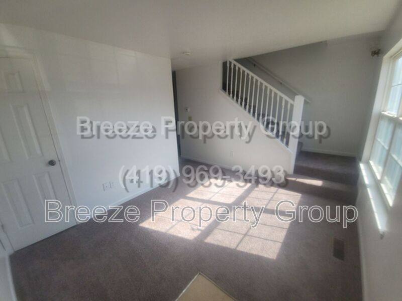 Apartment for rent at 521 Hope St, Lima, OH 45804
