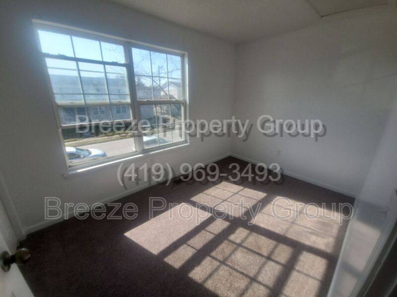 Apartment for rent at 521 Hope St, Lima, OH 45804