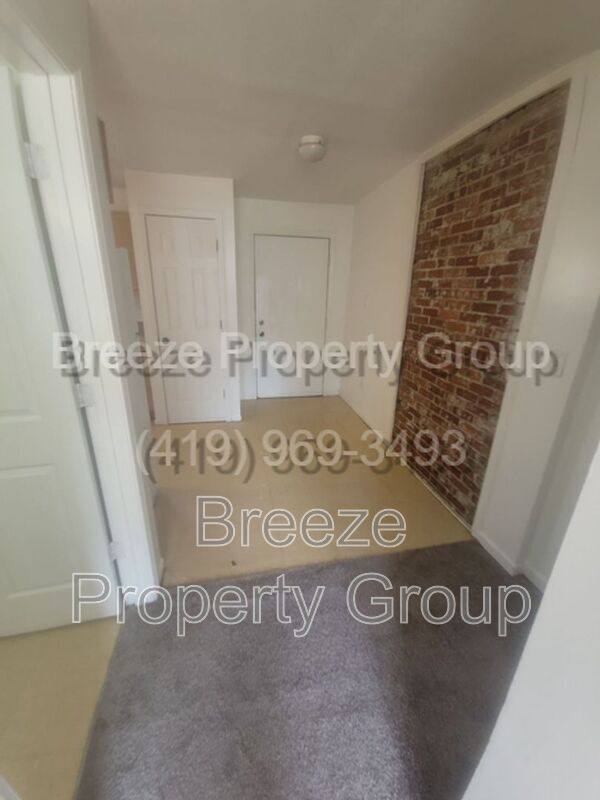 Apartment for rent at 521 Hope St, Lima, OH 45804