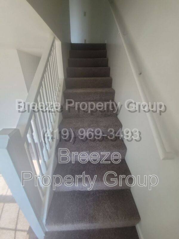 Apartment for rent at 521 Hope St, Lima, OH 45804