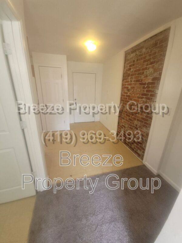 Apartment for rent at 521 Hope St, Lima, OH 45804