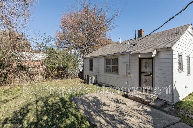 House for rent at 1779 Preston St, Memphis, TN 38106