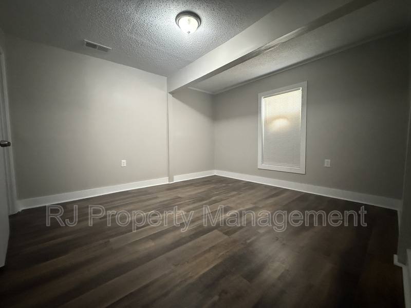 House for rent at 705 Harahan Rd, Memphis, TN 38109