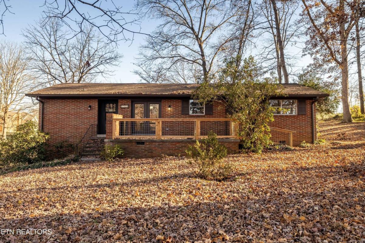 House for rent at 1534 McIlvaine Dr, Maryville, TN 37803