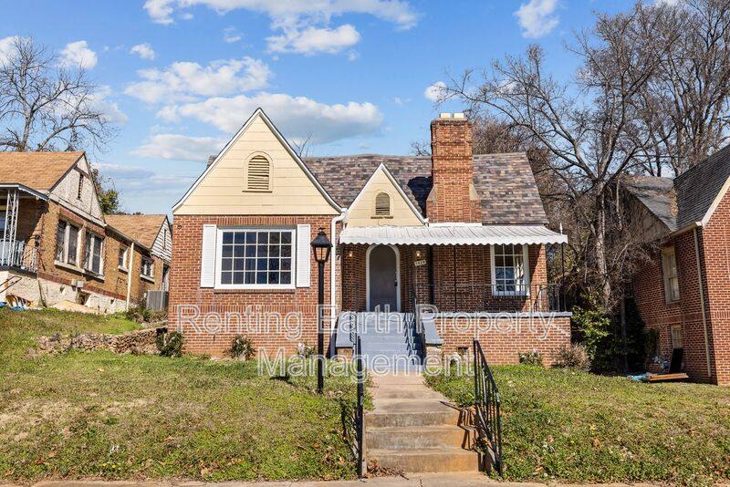 House for rent at 1420 47th St Ensley W, Birmingham, AL 35208