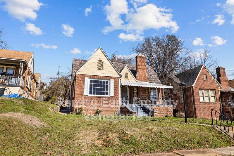 House for rent at 1420 47th St Ensley W, Birmingham, AL 35208