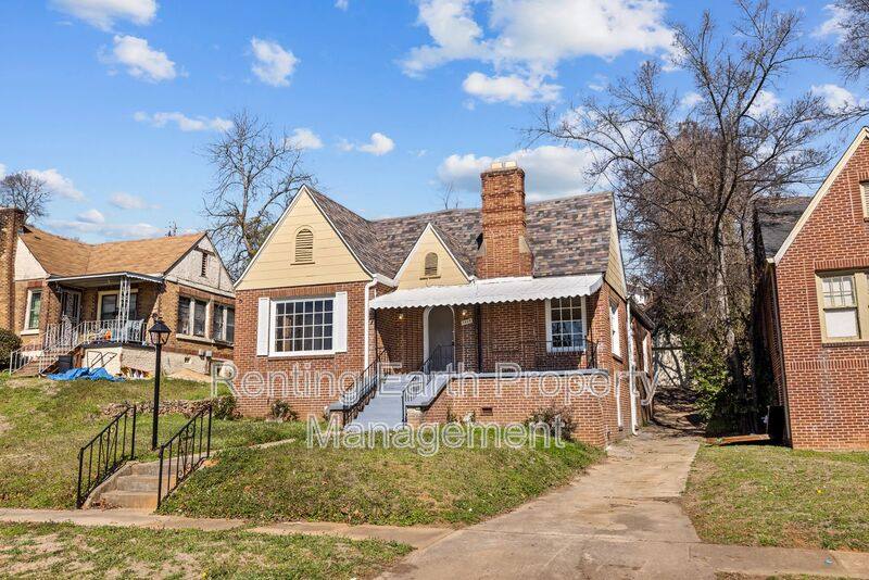 House for rent at 1420 47th St Ensley W, Birmingham, AL 35208