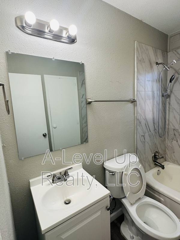 Apartment for rent at 3043 E Proctor Vista, Tucson, AZ 85713