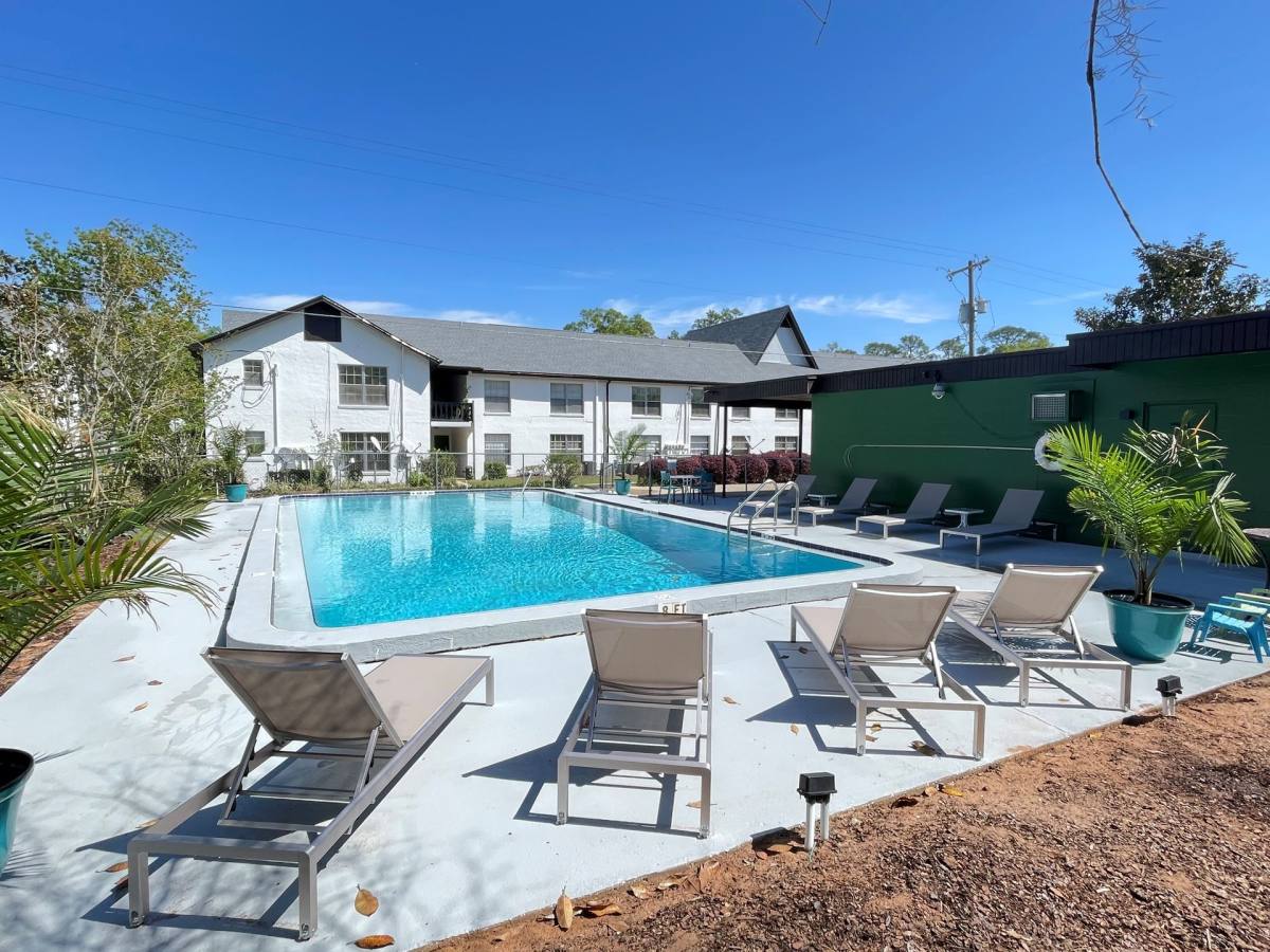 Apartment for rent at 2620 NE 52nd Court, Silver Springs, FL 34488