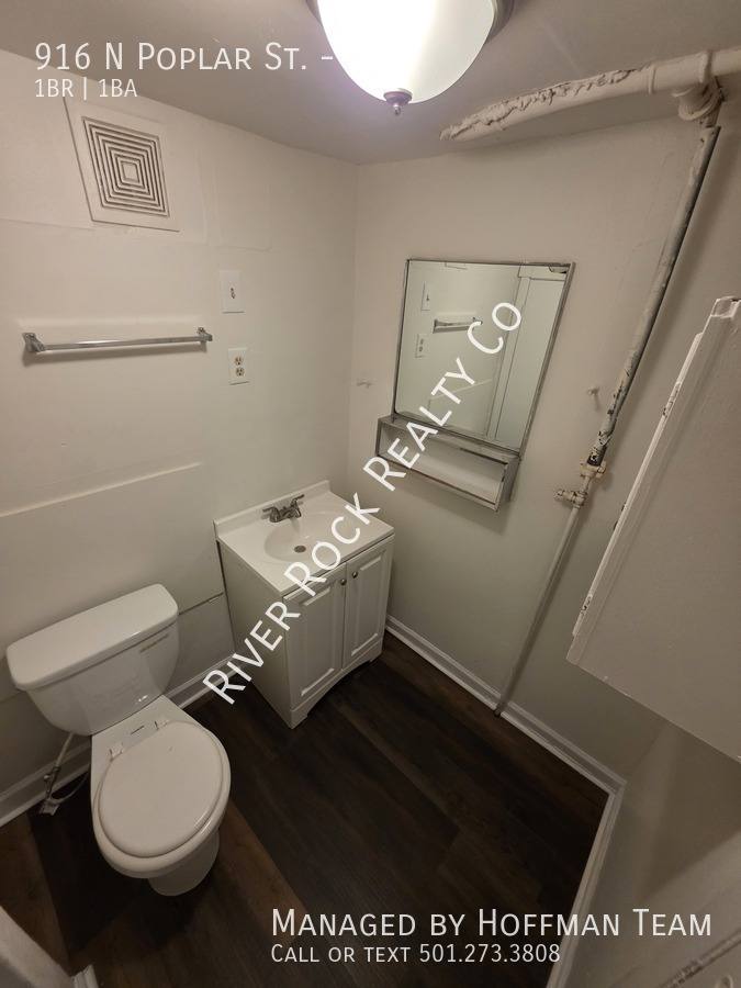 Townhouse for rent at 916 N Poplar St #B, North Little Rock, AR 72114