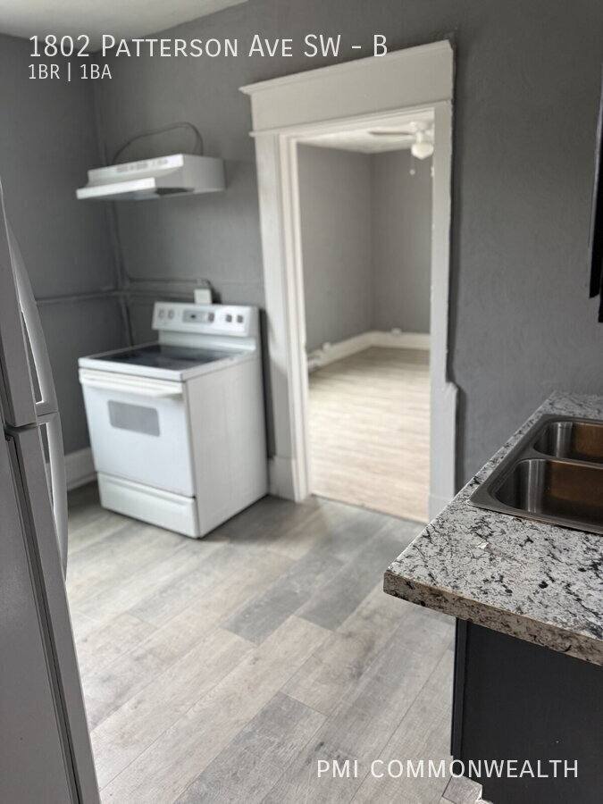 Apartment for rent at 1802 Patterson Ave SW #B, Roanoke, VA 24016