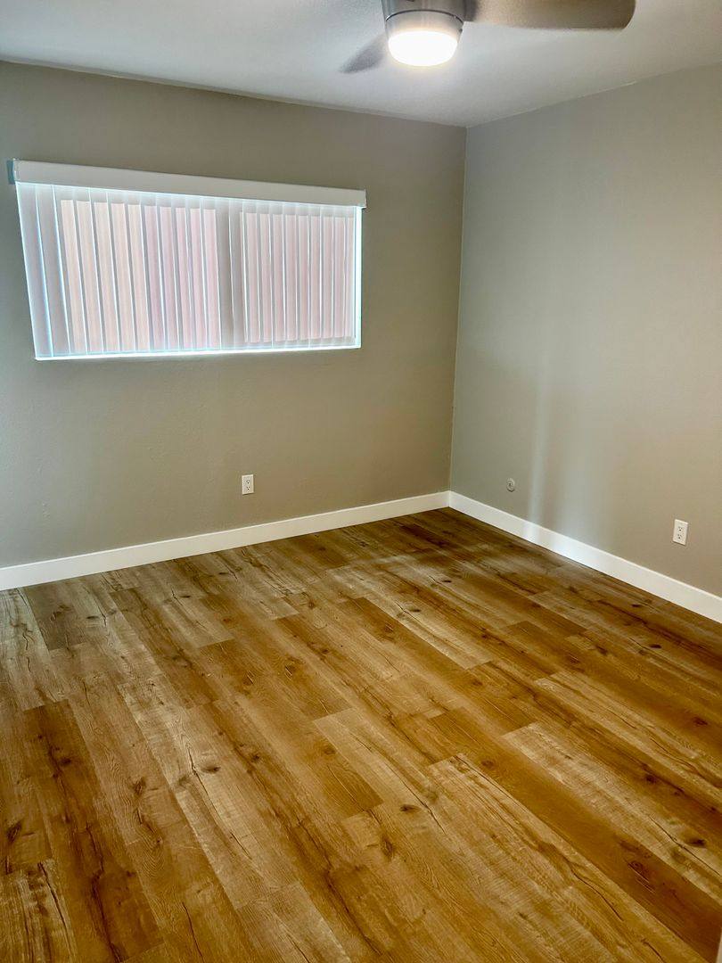 Apartment for rent at 1990-2002 Maple Ave, Costa Mesa, CA 92627
