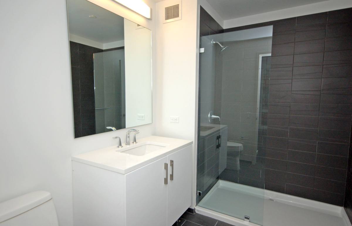 Apartment for rent at 235 E 44th St, New York, NY 10017