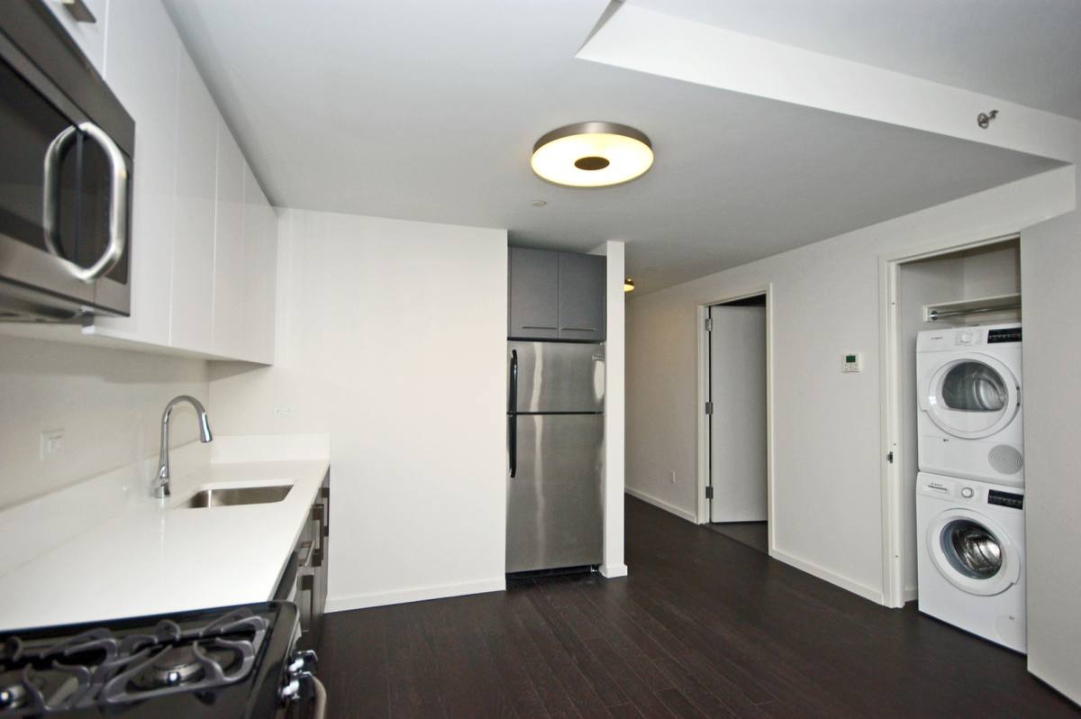 Apartment for rent at 235 E 44th St, New York, NY 10017