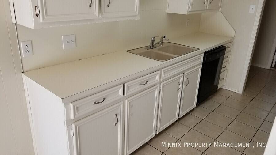 Apartment for rent at 8207 Memphis Ave #B, Lubbock, TX 79423