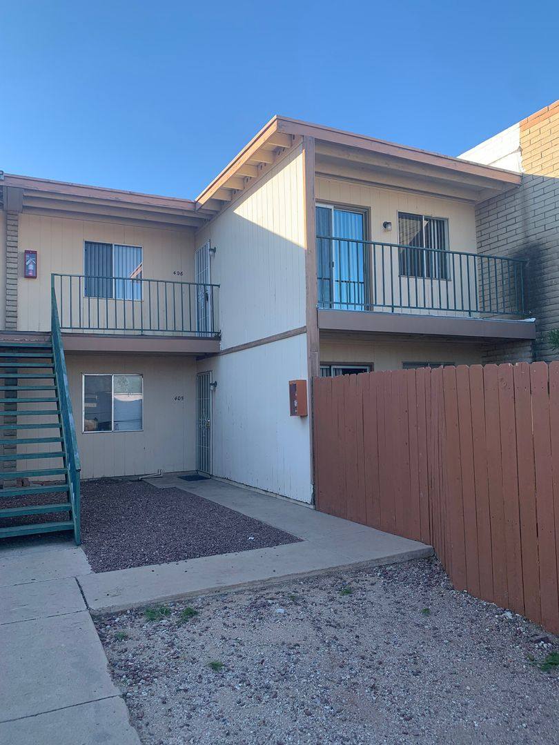 Townhouse for rent at 9009 E Broadway Blvd #406, Tucson, AZ 85710