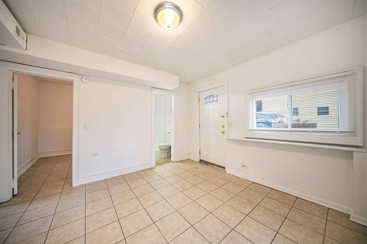 Apartment for rent at 401 Pauline #COTTAGE, Ann Arbor, MI 48104