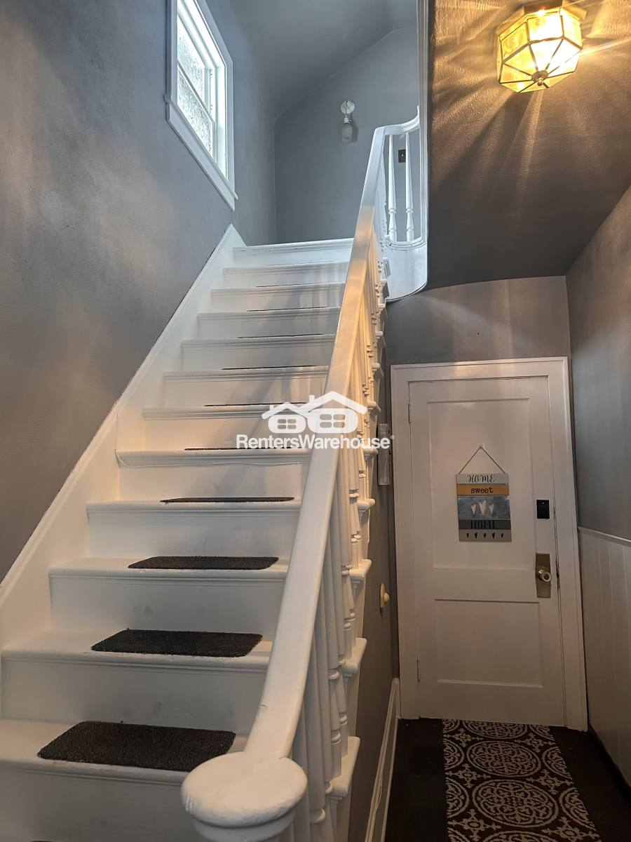 Townhouse for rent at 3501 22nd Ave S, Minneapolis, MN 55407