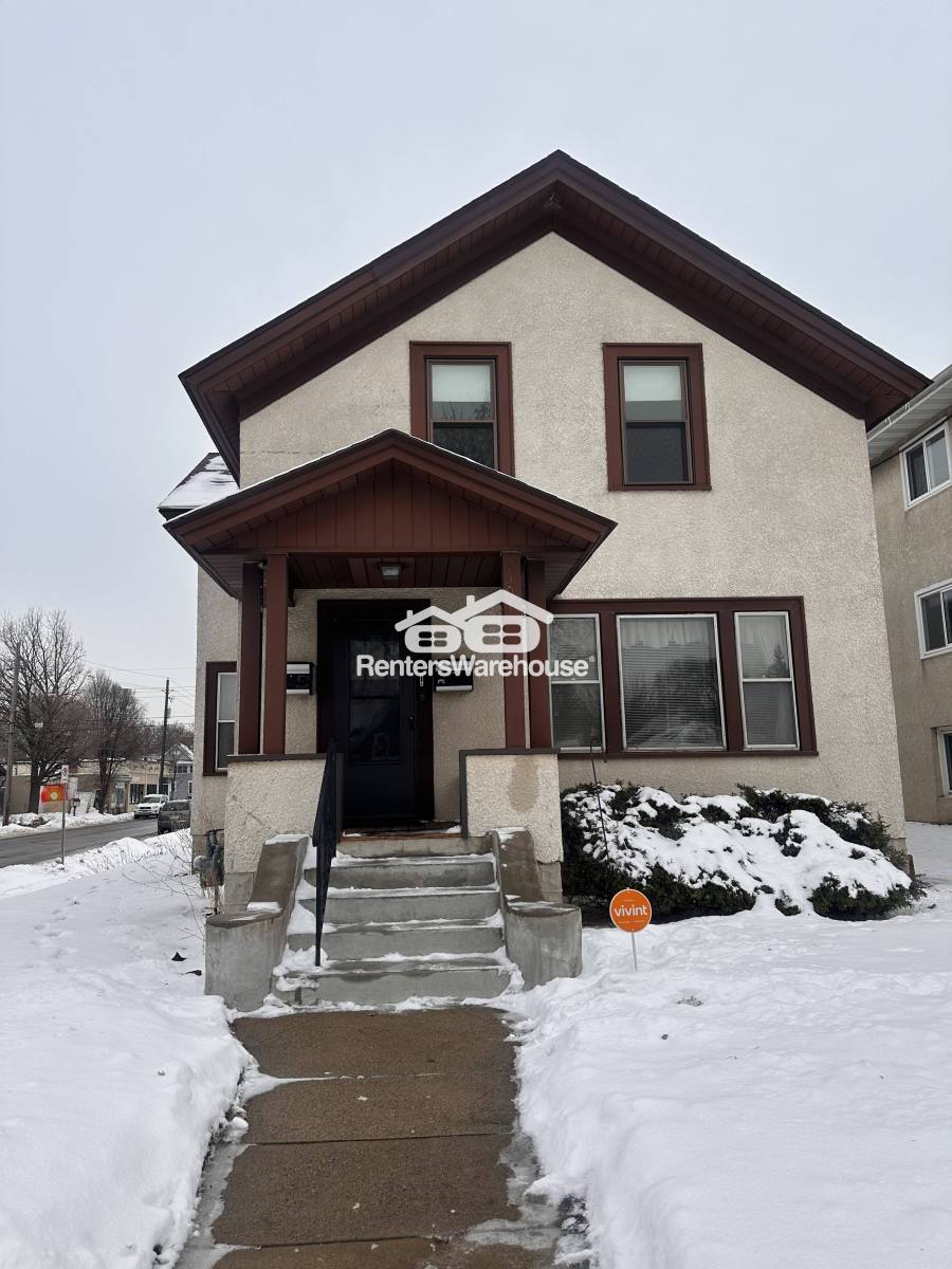 Townhouse for rent at 3501 22nd Ave S, Minneapolis, MN 55407