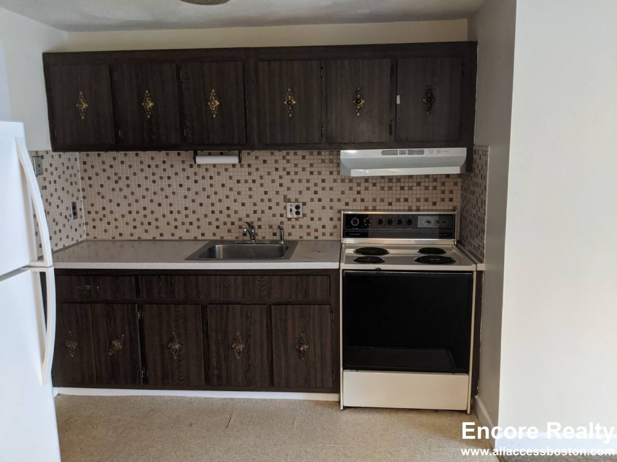 Apartment for rent at 21 Myrtle St #5, Malden, MA 02148