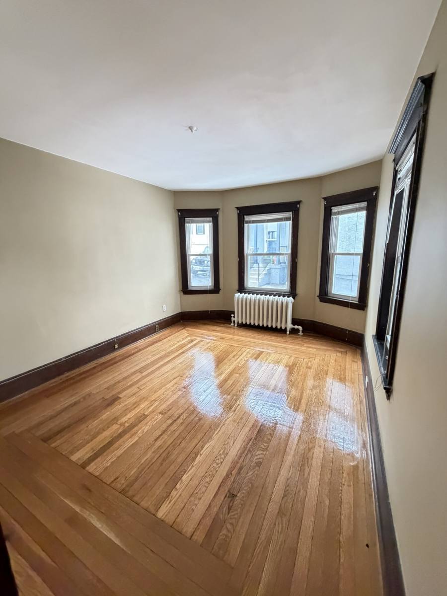 Apartment for rent at 84 Charlesbank Rd, Newton, MA 02458
